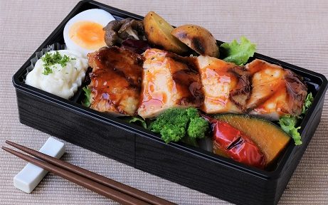 阿波尾鶏と野菜のグリル重
