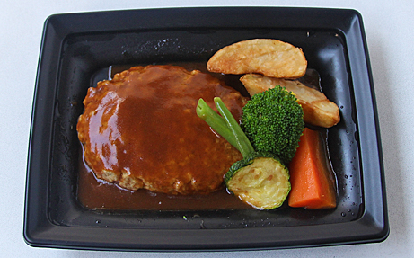 ビーフ100％ハンバーグ　フォン仕立てのデミソース